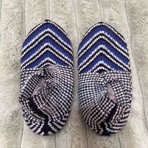 Bombas Gripper Slippers - Size: Small